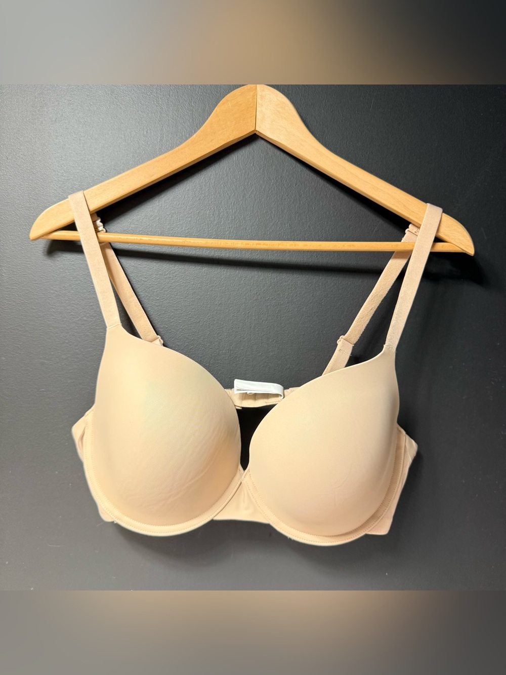 Essentiel Padded Underwire Plunge Bra
Simone Perele